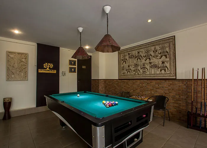 Hotel Manzelejepun & Pavilion 4*