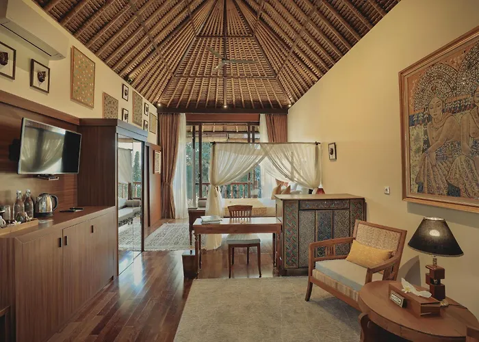 Hotel Manzelejepun & Pavilion 4*