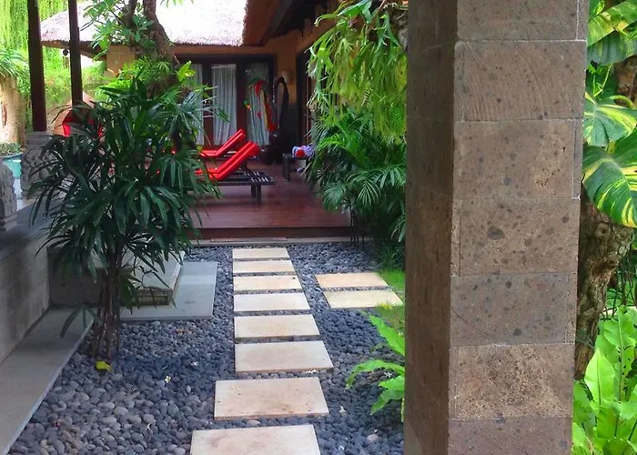 Manzelejepun & Pavilion 4* Sanur